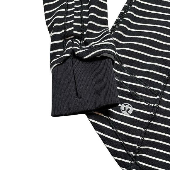 Lululemon Base Runner 1/2 Zip Jacket Size 4 - Picture 13 of 16